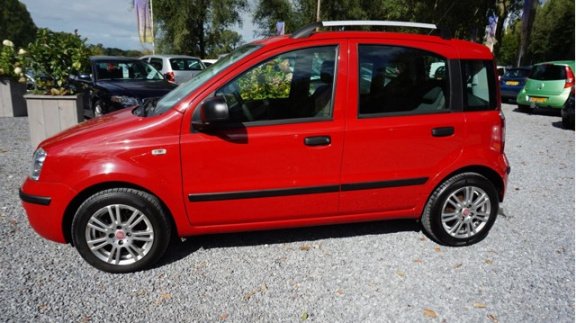 Fiat Panda - 1.2 Classic airco zeer sportieve zuinige panda el-ramen lm-velgen distr-verv - 1