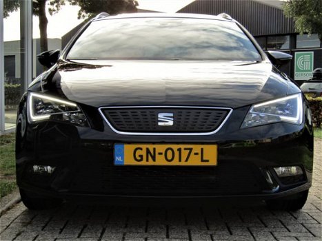 Seat Leon ST - 1.0 TSi 115 pk Style Connect / Camera / Full LED / Navigatie / Parkeersensoren - 1