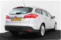 Ford Focus Wagon - 1.0 Titanium Edition | 125 PK | NAVI | Parkeersens | Climate Control - 1 - Thumbnail