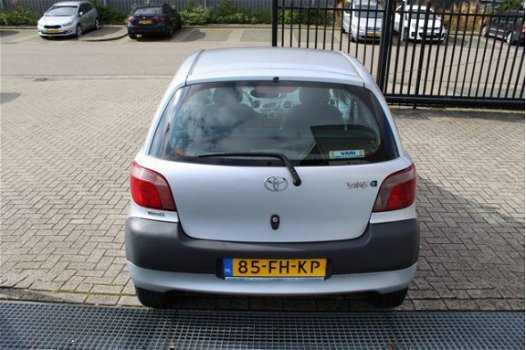 Toyota Yaris - 1.0-16V VVT-i Terra - 1