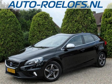 Volvo V40 - 2.0 D2 R-Design Business / Navi / Leder / Ecc - 1