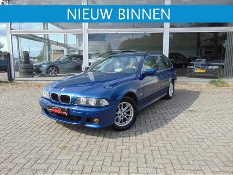 BMW 5-serie Touring - 530 530i AUT Lifestyle Nap Schuifdak Leder Xenon - 1