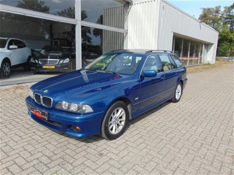 BMW 5-serie Touring - 530 530i AUT Lifestyle Nap Schuifdak Leder Xenon - 1