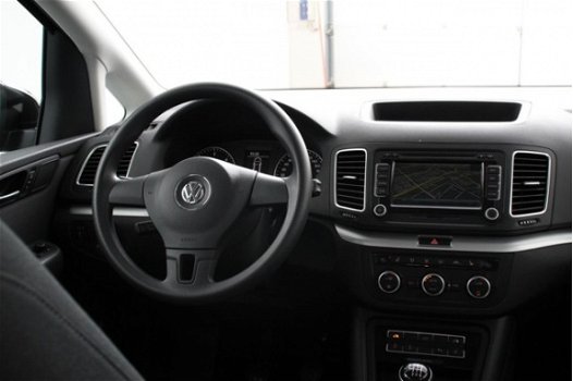Volkswagen Sharan - 2.0 TDI Comfortline 7-Persoons (Navigatie/ECC/LM) - 1