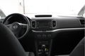 Volkswagen Sharan - 2.0 TDI Comfortline 7-Persoons (Navigatie/ECC/LM) - 1 - Thumbnail