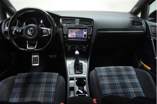 Volkswagen Golf - (J) 1.4 TSI GTE [ Led Navi adap. cruise 7% bijtelling tot 2020 ] Ex BTW - 1