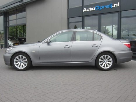 BMW 5-serie - 525i Executive AUTOMAAT Beige Leder, afnb. Trekhaak, PDC achter - 1