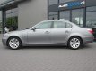 BMW 5-serie - 525i Executive AUTOMAAT Beige Leder, afnb. Trekhaak, PDC achter - 1 - Thumbnail