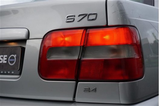Volvo S70 - 2.4i 170pk Comfort Dynamic-line Exclusive-line - 1
