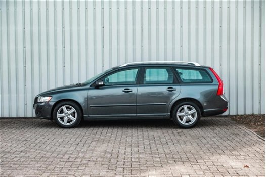 Volvo V50 - 1.8 125pk Summum Leder Xenon Roofrails - 1