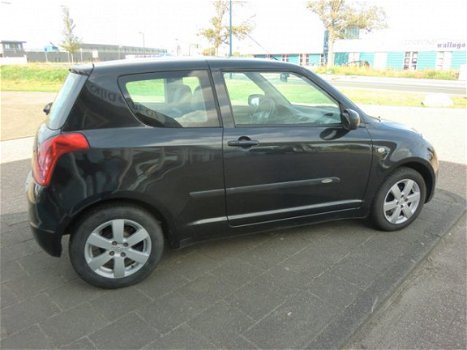 Suzuki Swift - 1.3 Exclusive AUTOMAAT/ LEER - 1