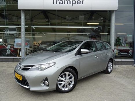 Toyota Auris Touring Sports - 1.6 Now - 1