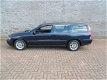 Volvo V70 - 2.4 Comfort Line 7 PERS. YOUNGTIMER - 1 - Thumbnail