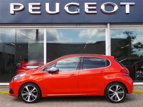 Peugeot 208 - 1.2 Puretech 110pk 5D Première *Sportieve uitvoering - 1