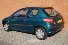 Peugeot 206 - 1.4 XR Nieuw Apk