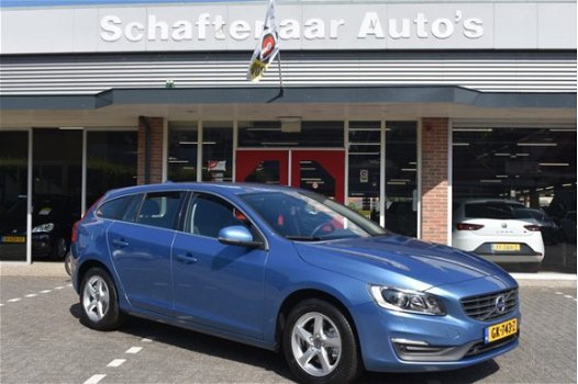 Volvo V60 - 2.0 D3 MOMENTUM BUSINESS Automaat/Navigatie/Camera - 1