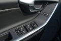 Volvo S60 - 1.6 D2 Momentum Navigatie/Leer/Trekhaak - 1 - Thumbnail