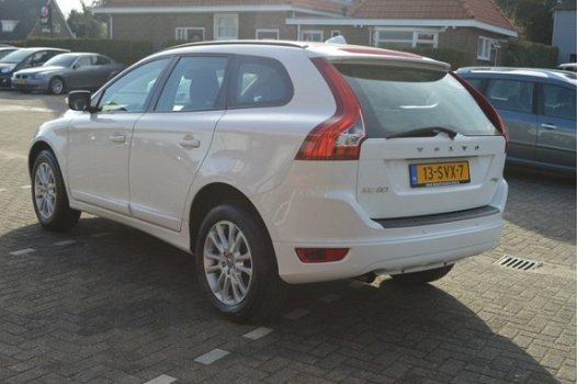 Volvo XC60 - 2.0 D3 FWD KINETIC Leer/Navigatie - 1