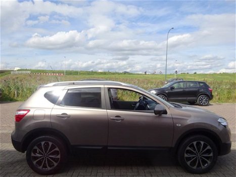 Nissan Qashqai - 2.0 16V 140PK NAVIGATIE ECC-AIRCO LMV PDC CAMERA - 1