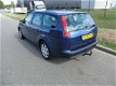 Ford Focus Wagon - 1.6 TDCI Trend - 1 - Thumbnail