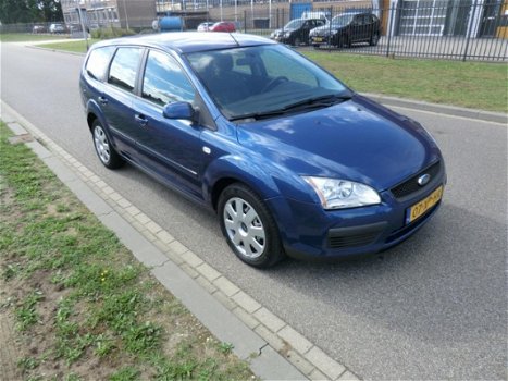 Ford Focus Wagon - 1.6 TDCI Trend - 1