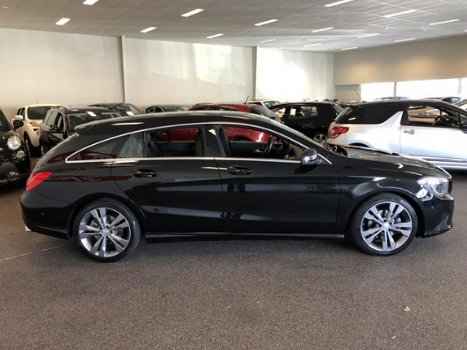 Mercedes-Benz CLA-Klasse - 180 SHOOTINGBRAKE, LEER, VB NAVIGATIE, LED/XENON - 1