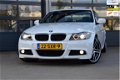 BMW 3-serie - 318i Corporate Lease Luxury Line * M-PAKKET * DEALER ONDERHOUDEN * XENON * NAP PAS - 1 - Thumbnail