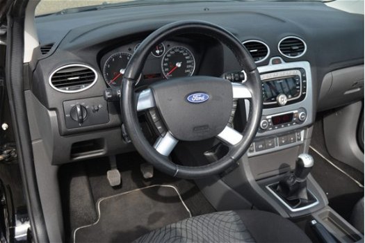 Ford Focus Coupé-Cabriolet - 2.0 Trend | Airco | PDC | LM Velgen OOK ZONDAG 19 JANUARI OPEN - 1