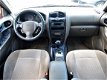 Hyundai Santa Fe - 2.7i V6 4WD Style Automaat Clima Elektr Ramen Laag KM Cruise Contr LMV Trekhaak N - 1 - Thumbnail