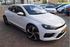 Volkswagen Scirocco - 1.4 TSI r20 r-line uitgevoerd Navi Stoelverwarming