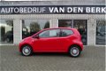 Volkswagen Up! - 1.0 high up - 1 - Thumbnail