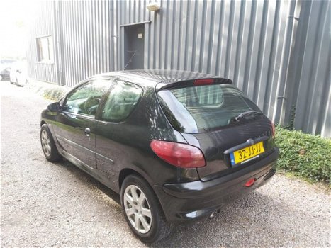 Peugeot 206 - 1.4 HDi XR APK 09-2020 - 1