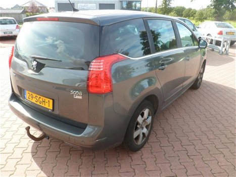 Peugeot 5008 - 1.6 THP Family 7p. 7 persoons - 1