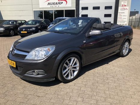 Opel Astra TwinTop - 1.6 16v Cosmo (92.641km) - 1