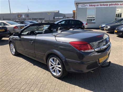 Opel Astra TwinTop - 1.6 16v Cosmo (92.641km) - 1