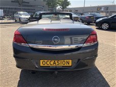 Opel Astra TwinTop - 1.6 16v Cosmo (92.641km)