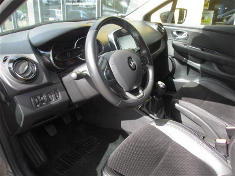 Renault Clio Estate - TCe 90PK Intens / NAVI /CLIMAT CONTROL/ LED KOPLAMPEN / LM VELGEN / KEYLESS/ P - 1