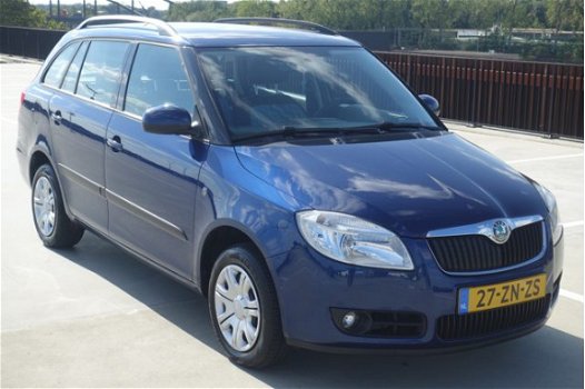 Skoda Fabia Combi - 1.4-16V Ambiente | Cruise-C | Airco | Trekhaak - 1