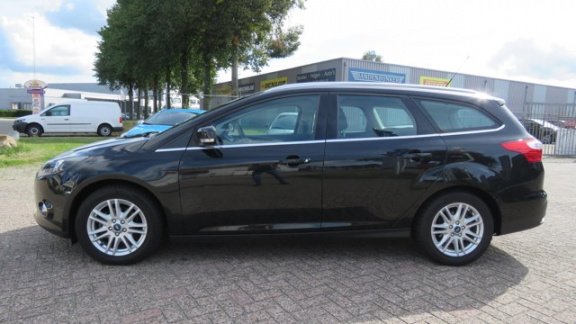 Ford Focus Wagon - 1.6 TI-VCT Titanium 125 pk, Navigatie, Cruise, 94606 lm - 1