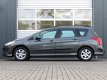 Peugeot 308 SW - 1.6 VTi X-Line Automaat Clima/Cruise/Stuurbekrachtiging/Elek.Ramen/C.V./PDC/Trekhaa - 1 - Thumbnail