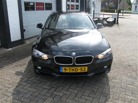 BMW 3-serie - (f30) 320d EfficientDynamics Edition 163pk Executive - 1