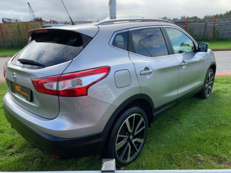 Nissan Qashqai - 1.2 Tekna PANO / NAVI / LEDER / KEYLESS - 1