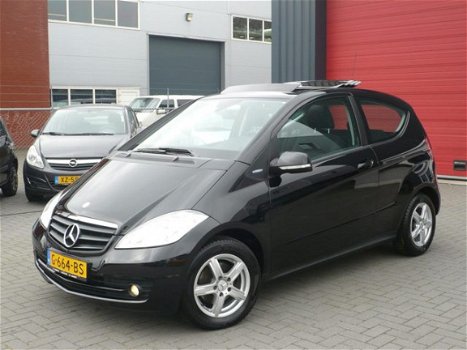 Mercedes-Benz A-klasse - 160 BlueEFFICIENCY Limited Edition , Pano-Dak, Navi, LM-Velg, Zeer Mooi - 1