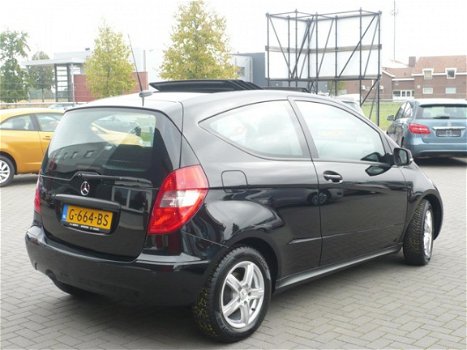 Mercedes-Benz A-klasse - 160 BlueEFFICIENCY Limited Edition , Pano-Dak, Navi, LM-Velg, Zeer Mooi - 1