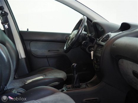 Peugeot 206 - 1.4 Gentry Premium Airco Nieuwe APK - 1