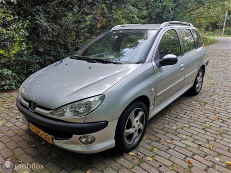 Peugeot 206 SW - 1.4-16V Air-line 3 - 1