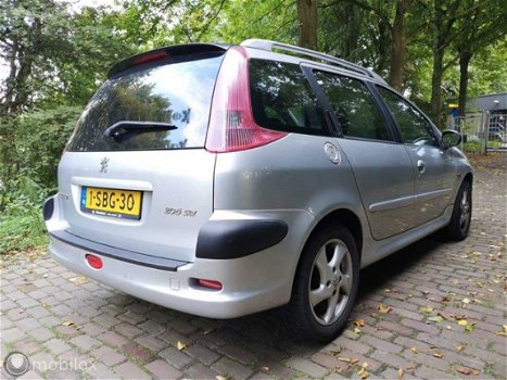 Peugeot 206 SW - 1.4-16V Air-line 3 - 1