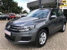 Volkswagen Tiguan - 1.4 TSI Comfort&Design Edition Navigatie, Airco, 5-deurs, Radio/cd, etc