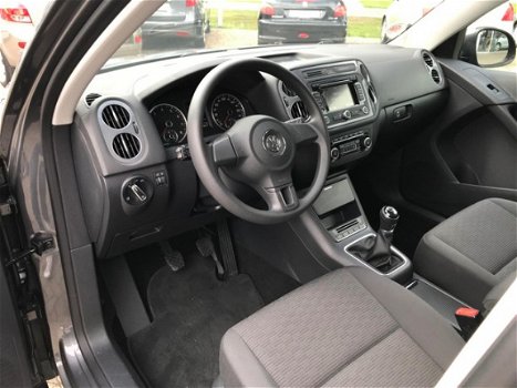 Volkswagen Tiguan - 1.4 TSI Comfort&Design Edition Navigatie, Airco, 5-deurs, Radio/cd, etc - 1