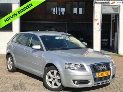 Audi A3 Sportback - 1.6 FSI Attraction Cruise/ Climate/ APK - 1